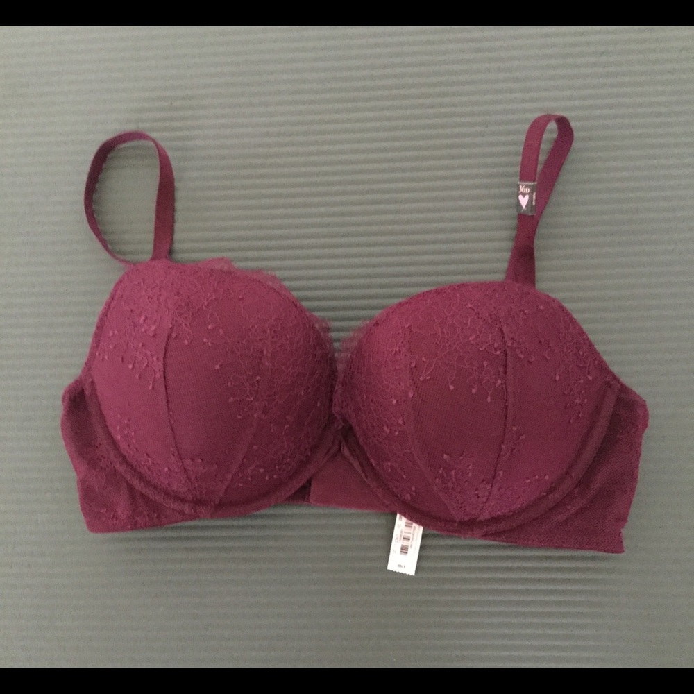 Victoria’s Secret Very Sexy push-up 36D NWT